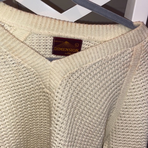 Dimension by Milford sweater - Picture 2 of 2